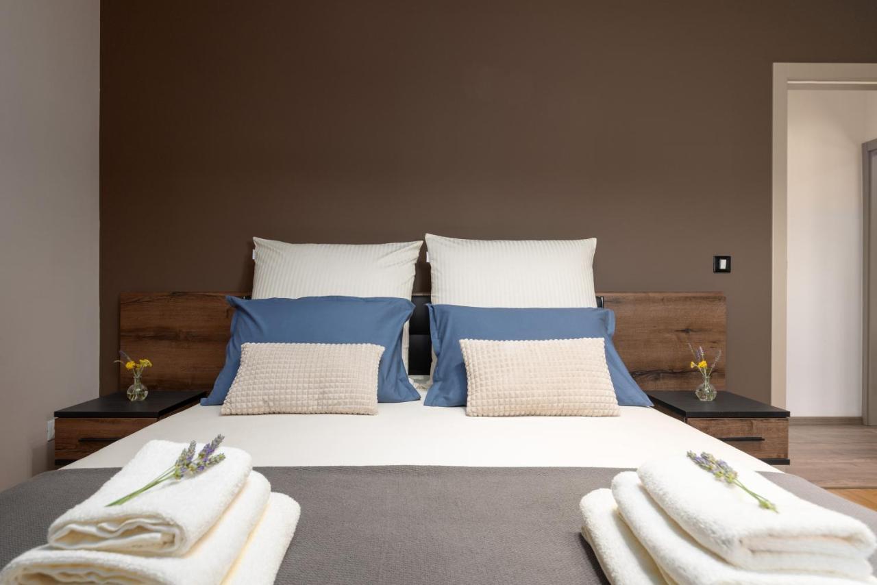 Holiday Home Maslina Porec Esterno foto